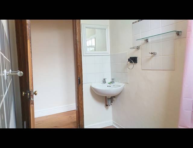 3 bed property to rent in WOODSTOCK